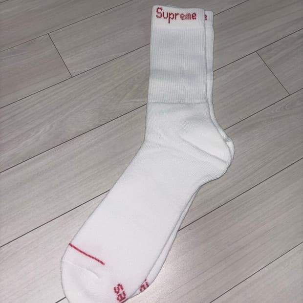 슈프림 양말 새상품
