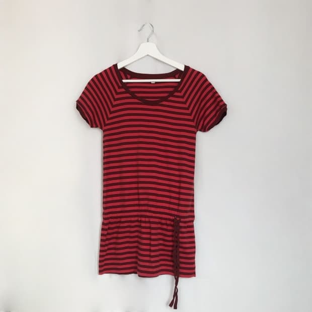 714. Uniqlo crimson stripe dress