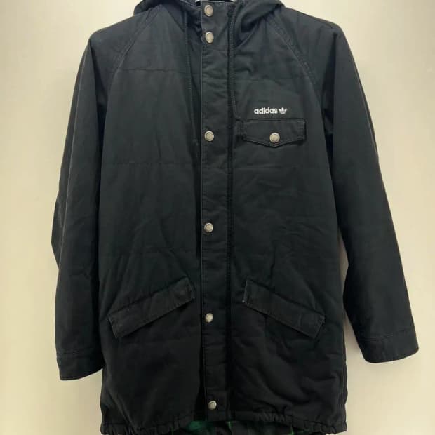 (100) 아디다스 오리지널스 불꽃로고 체크안감 봄파카다운