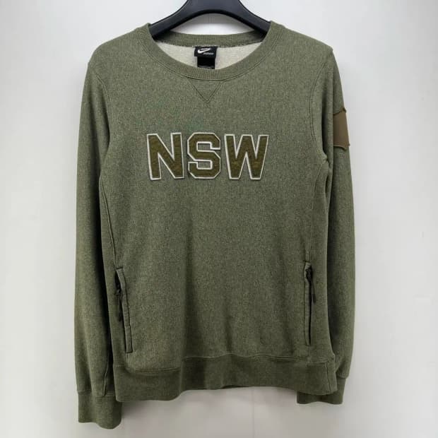 [S] 나이키 NSW 오버핏 남여공용 맨투맨 티셔츠 카키