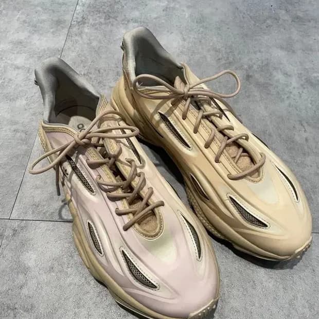 270 아디다스 오즈위고 셀록스 리넨 베이지