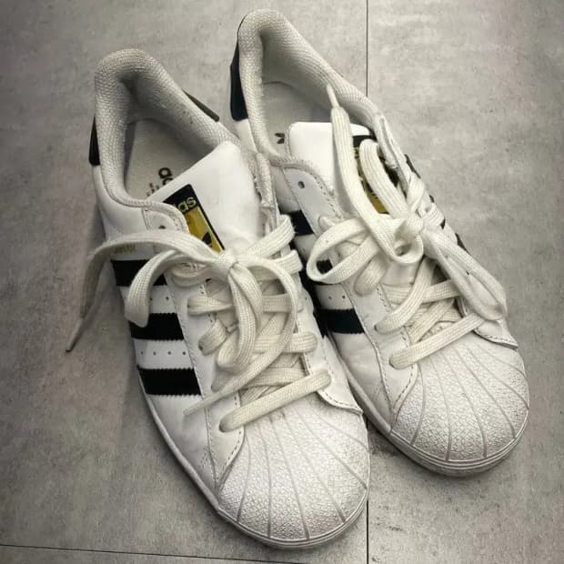 230 아디다스 슈퍼스타 스니커즈 화이트