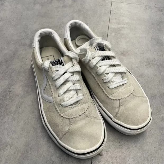 220 반스 스포츠 아이보리 스웨이드 스니커즈