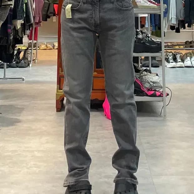 30 새상품 리바이스 프리미엄 워싱 데님 팬츠 블랙