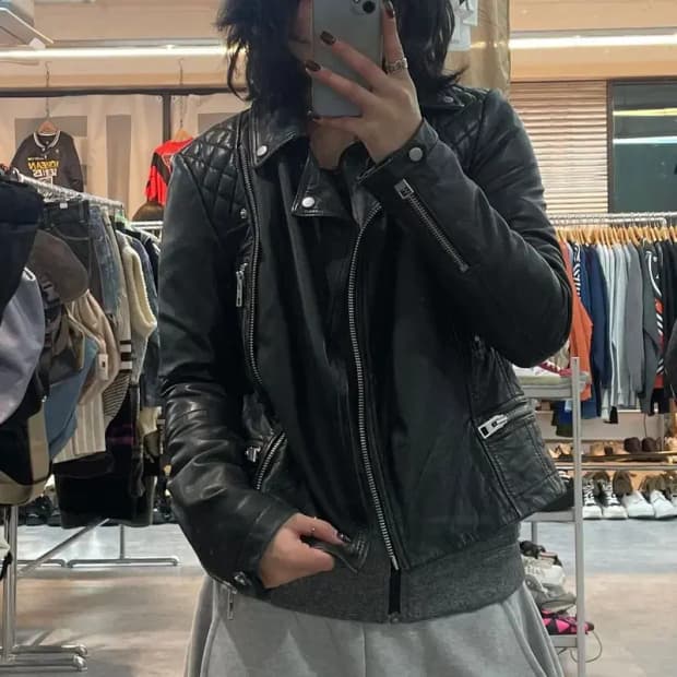 올세인츠 바이커 자켓 xs 램스킨 레더자켓