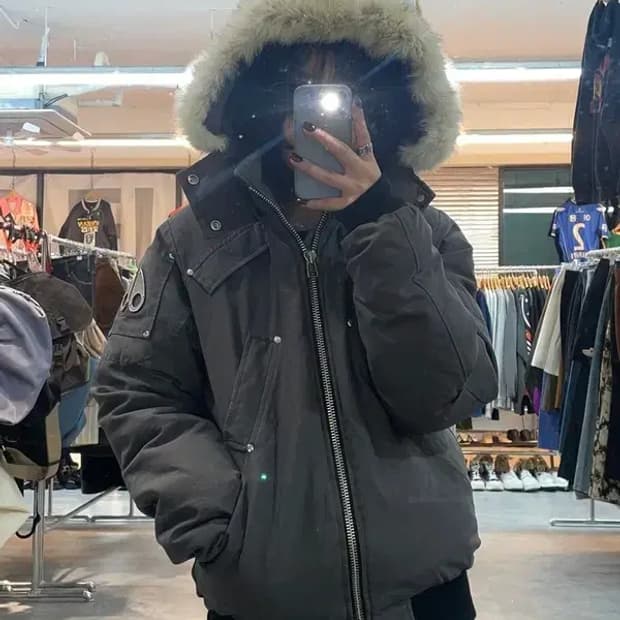 스몰 무스너클 발리스틱 봄버 패딩 점퍼 화이트 퍼