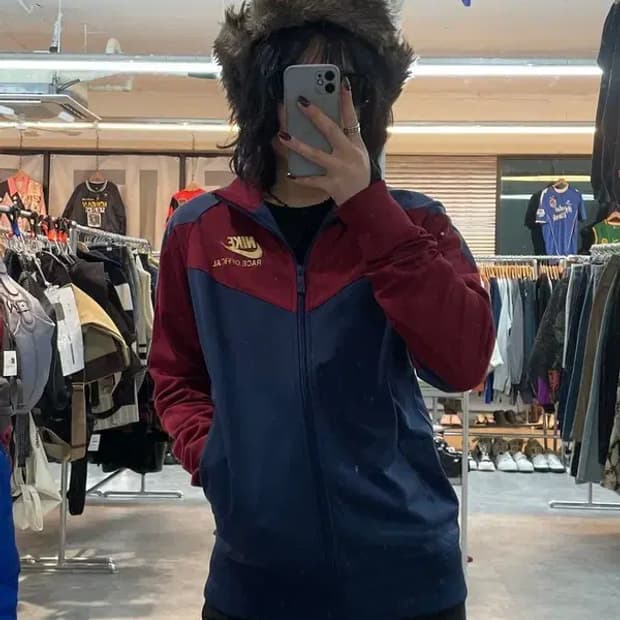 미디움 나이키 버건디 스우시 져지 트레이닝탑