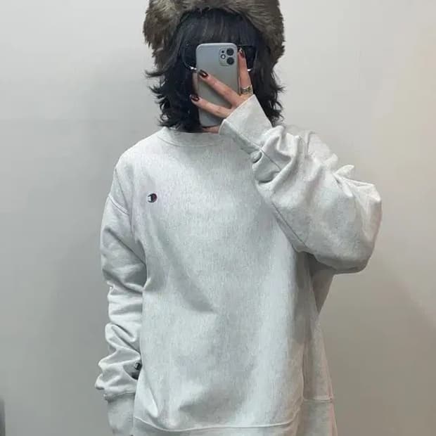 라지 챔피온 리버스 위브 스웨트셔츠 맨투맨