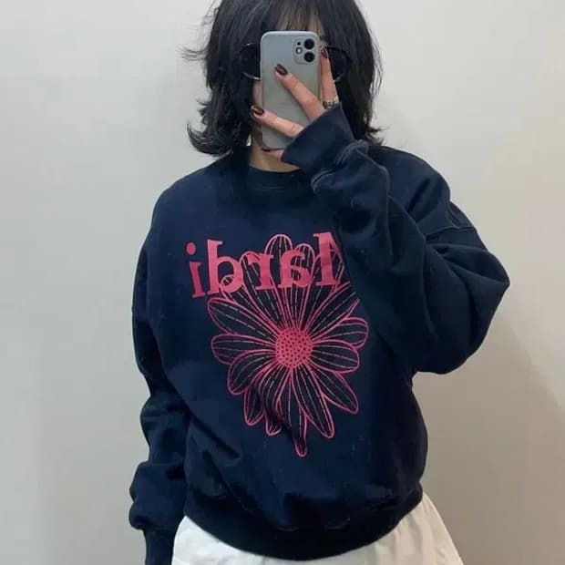 마르디 메크르디 빅로고 네이비 맨투맨