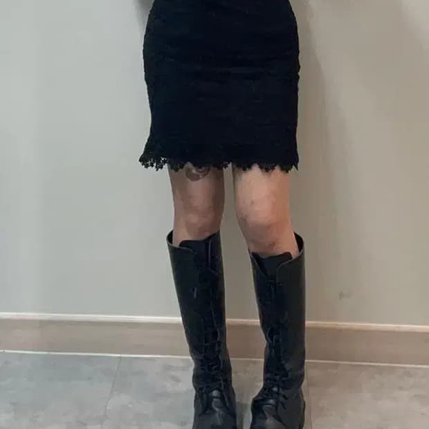 프리 빈티지 레이스 미니 스커트 블랙