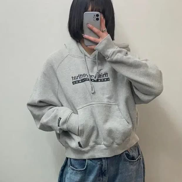 미디움 디스이즈 네버댓 크롭 그레이 후드 티셔츠