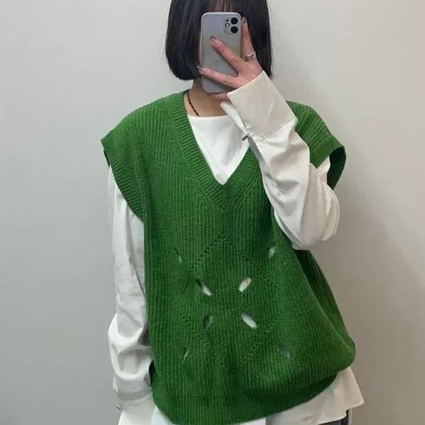 OS 문선 아가일 홀 니트 베스트 포레스트