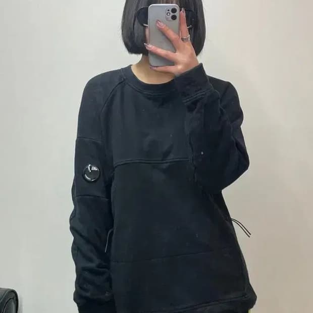 미디움 cp컴퍼니 렌즈와펜 오버핏 크루넥 맨투맨티셔츠 블랙