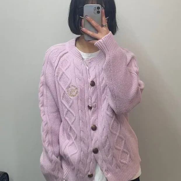 프리 wooha 새상품 보카시 꽈배기 니트 퍼플