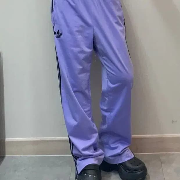 100 아디다스 오리지널스 파이어버드 라벤더