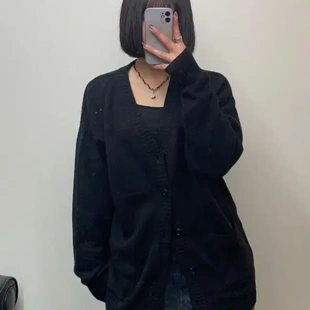 라지 프리즘웍스 블랙 브이넥 가디건