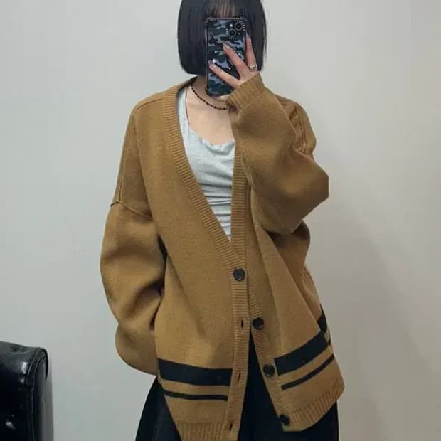 미디움 인사일런스 오버사이징 울 가디건 브라운