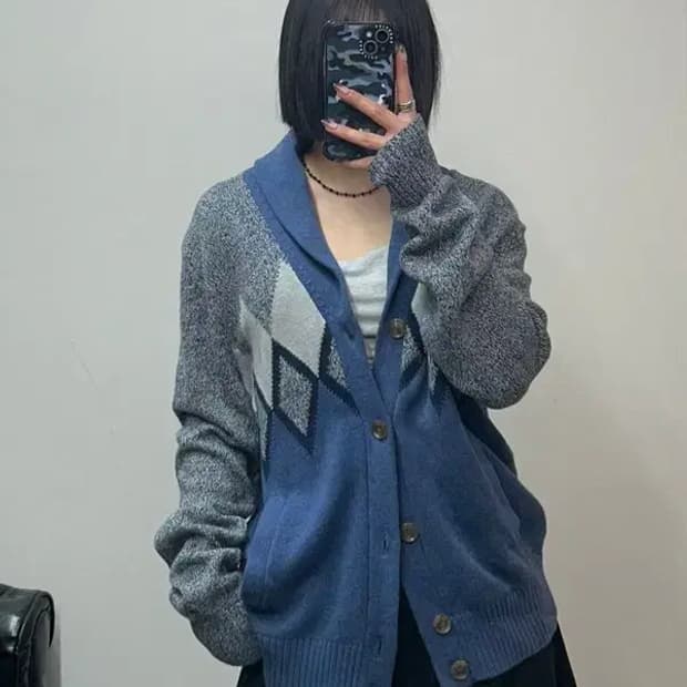 미디움 새상품 타미힐피거 패턴 집업 가디건