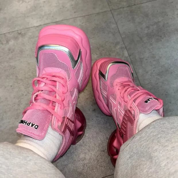 새상품 225 여성용 스포츠 스니커즈 다프네 랩 슈가 드롭 핑크