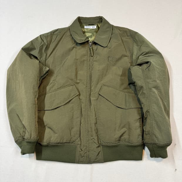 XL) 유니클로 JW ANDERSON 패디드 쇼트 블루종 자켓 올리브