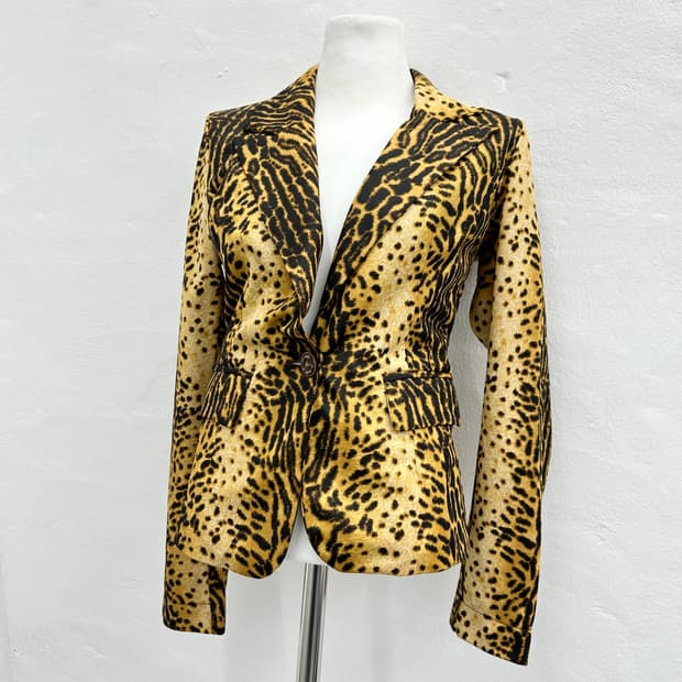JPN leopard jacket