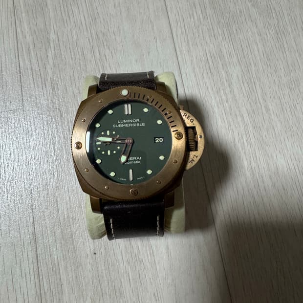 파네라이 PAM382(VSF) 판매합니다.