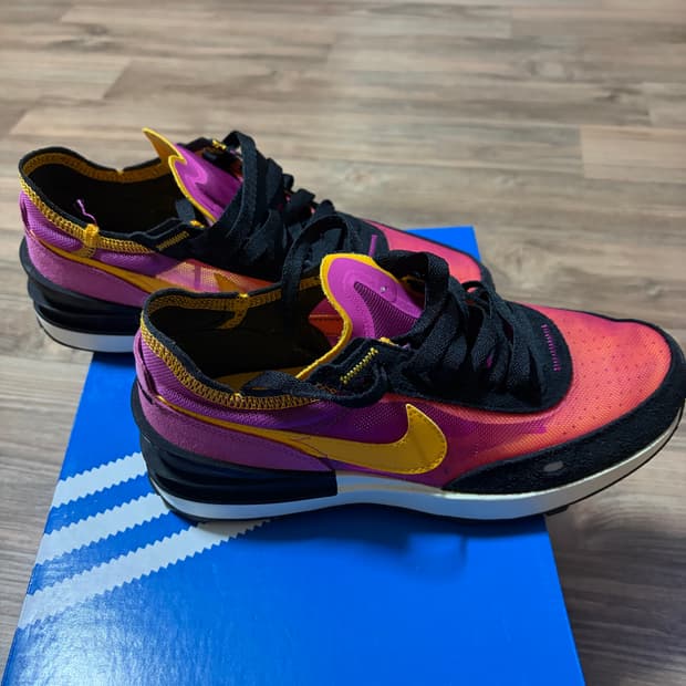 5번착용] 나이키 와플 원 액티브 푸시아 230mm 운동화