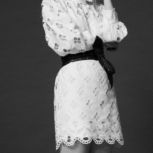 텍있는 새상품 sandro 화이트 레이스 원피스 40(55사이즈)