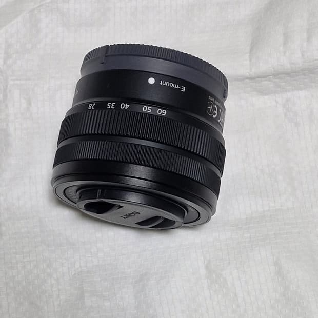 sony sel2860(신번들) 판매합니다