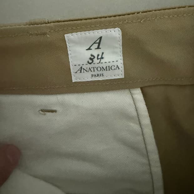 아나토미카 치노2 베이지 34사이즈 팝니다.