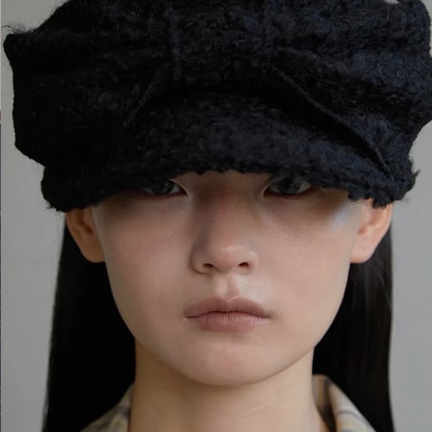 어썸니즈 벨보이 캡 리본 울 블랙