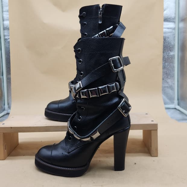 슈콤마보니 스터드 여성 워커 실사이즈 240 굽10