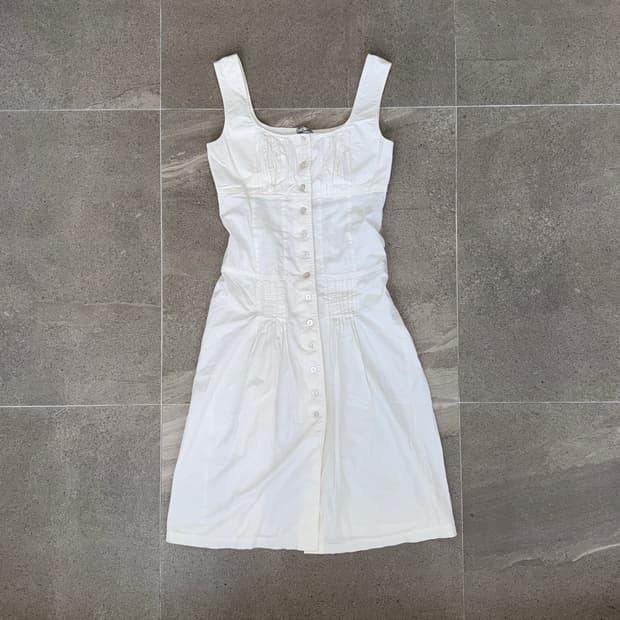 Alberta ferretti white button ops