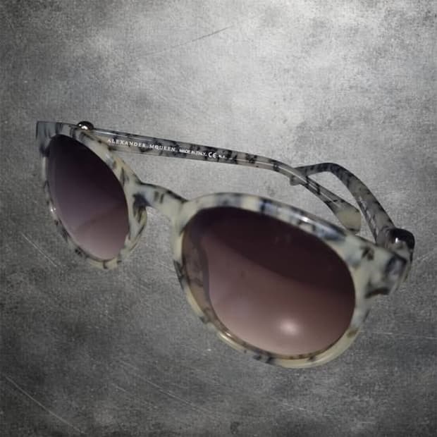 [Alexander McQueen] sunglasses