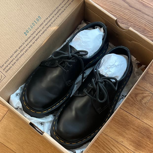 닥터마틴 1461 벡스 240