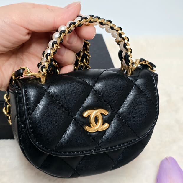 샤넬진주탑핸들백(vip기프트)미니백