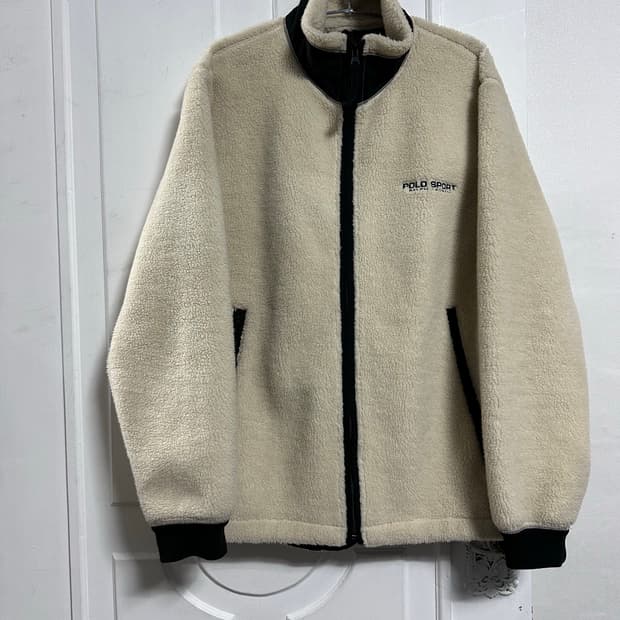 폴로 스포츠 플리스