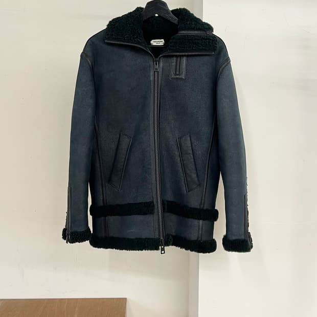 자딕 앤 볼테르 블랙 시어링 자켓