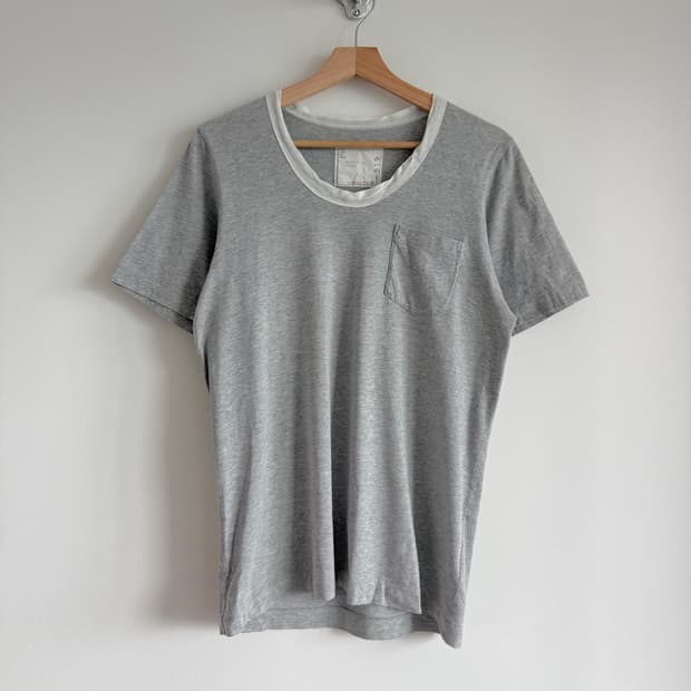 사카이(sacai) 링거 포켓 반팔 티셔츠