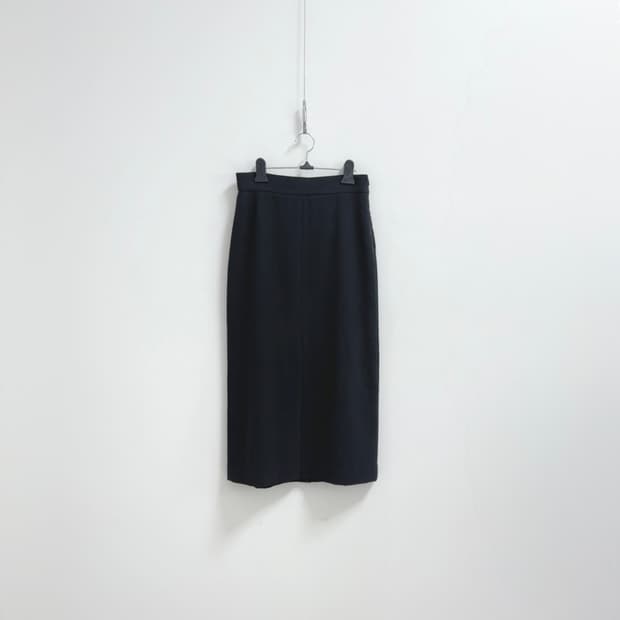 클럽모나코 블랙 스트레이트 스커트