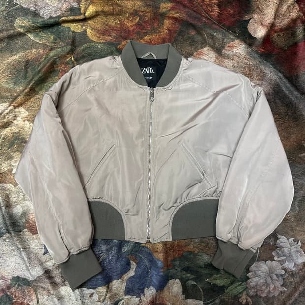 자라 빈티지 베이지항공점퍼 S