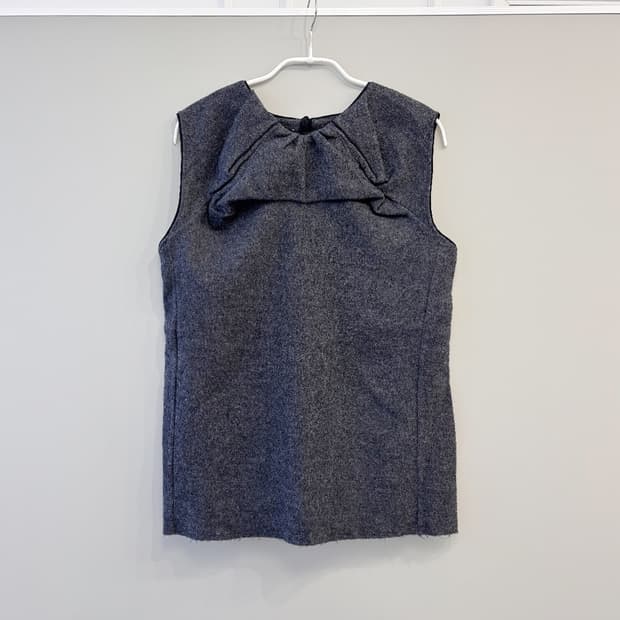 MARNI winter edition front tuck 울 베스트