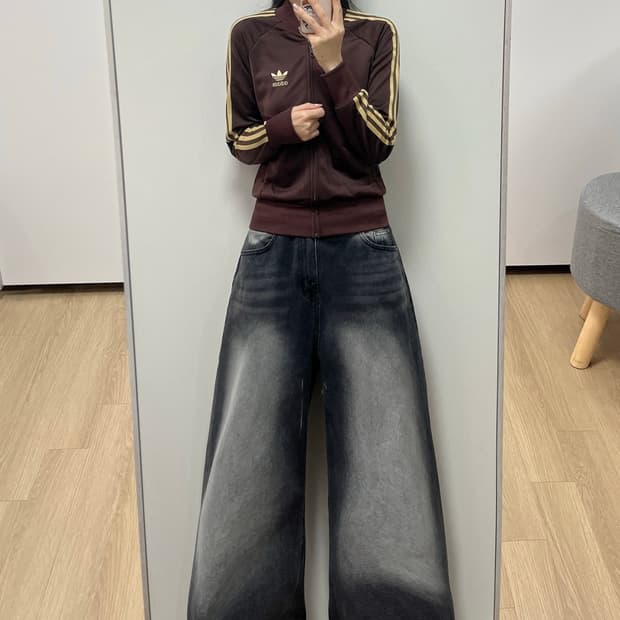 아디다스 딱붙핏 초코 브라운 트랙탑 져지