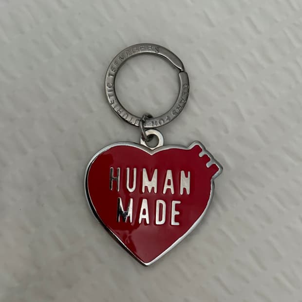 (급처) 휴먼메이드 걸스 돈 크라이 하트 키링