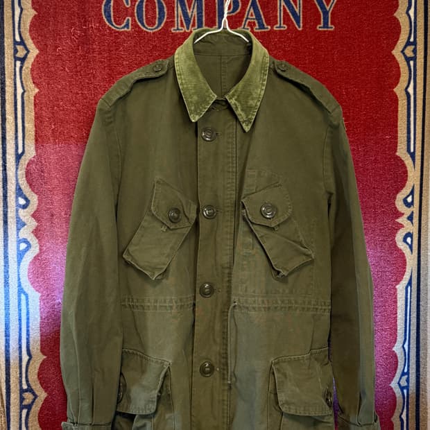 [Dead stock] 🇨🇦 Canadian Combat Jacket