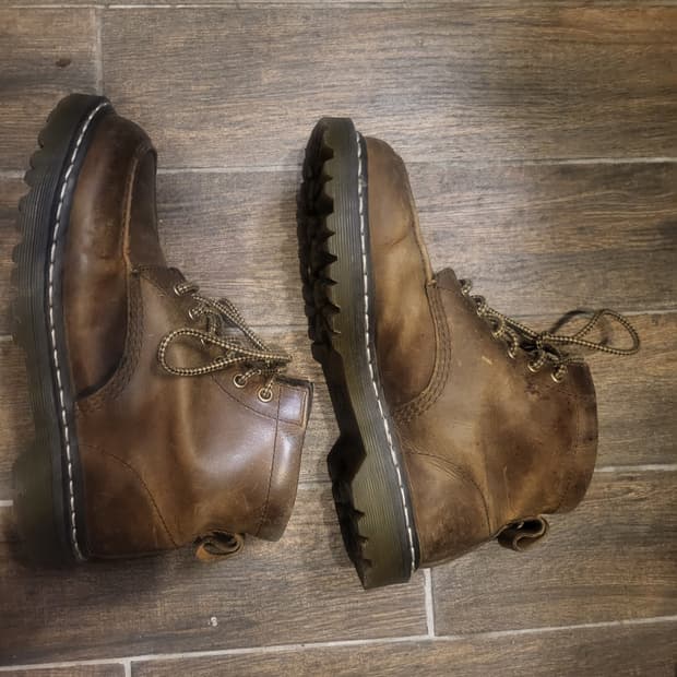 닥터마틴 브라운 8홀워커 부츠41. 