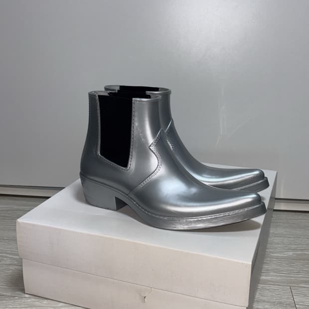 라프시몬스 캘빈클라인 205w39nyc 러버 레인 부츠 실 버 42