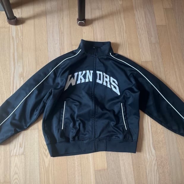 WKNDRS 트랙 자켓