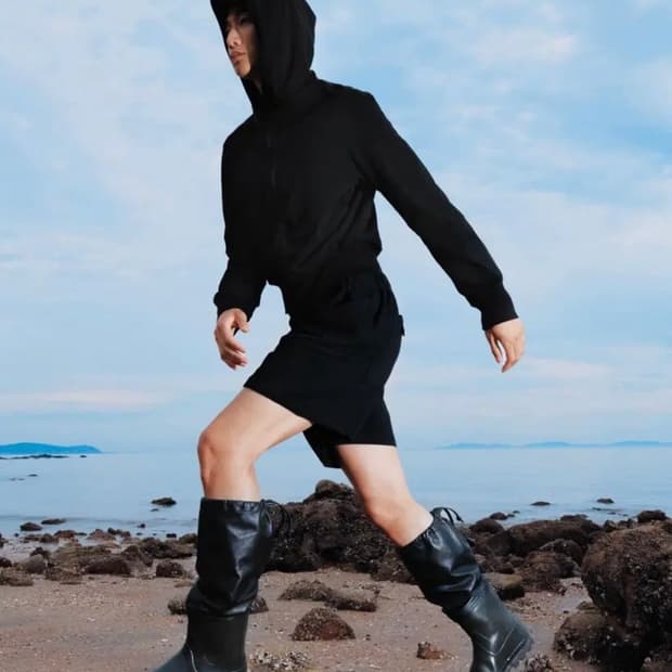 누마레 EE 커브드 후드집업