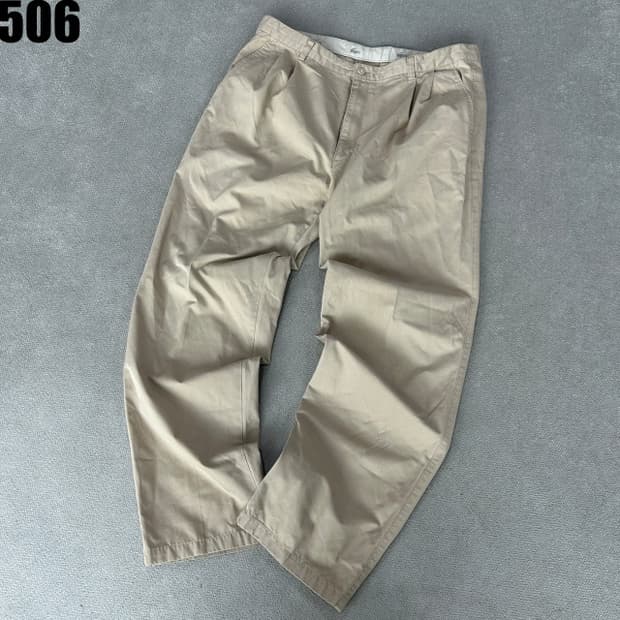 라코스테 베이지 면바지